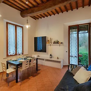  Appartamento Casazappa - In Centro A Piedi, Parcheggio E Giardino Privato